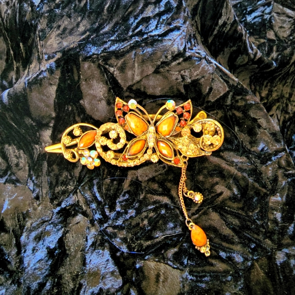 Metal clip-in butterfly hair barrett/clip